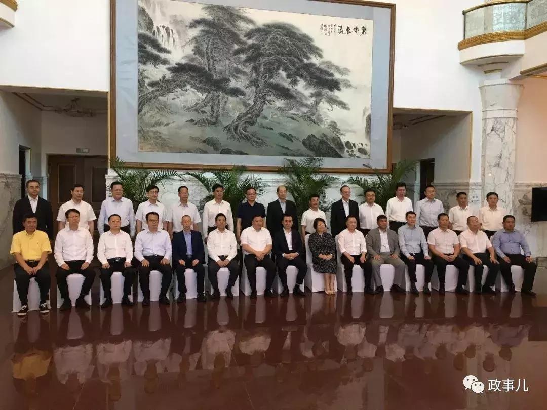 王健林合照视频,王健林合照照片