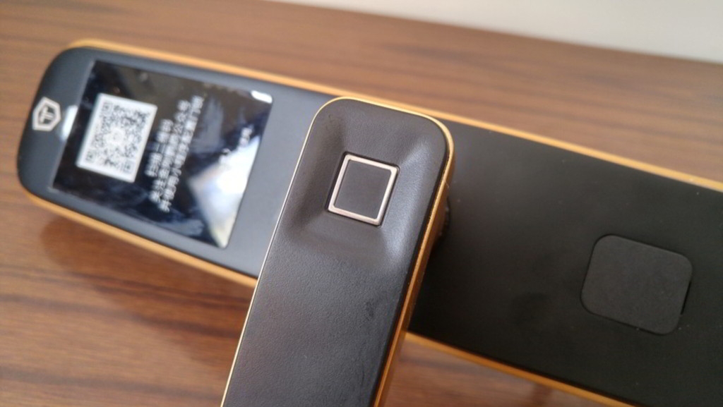 便捷开锁改变生活——金刚鹦鹉T2微信指纹锁体验