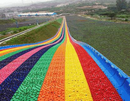 网红滑梯景点,八大处公园网红滑梯