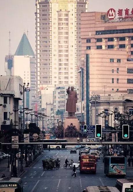 沈阳萧条场景,沈阳落寞背影