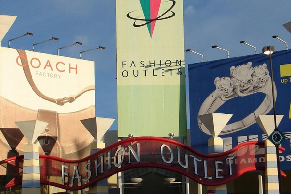 LV、Burberry只要半价？这些国外扫货圣地必须收藏！