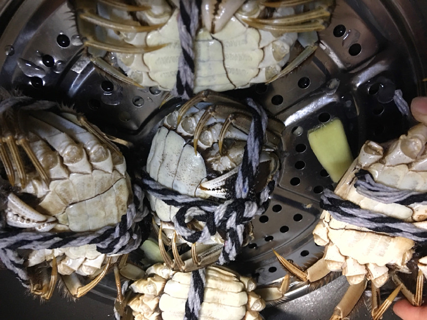 阳澄湖清蒸大闸蟹怎么清洗最干净,清蒸阳澄湖大闸蟹的正确清洗方法