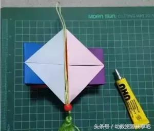 纸盒废物利用手工幼儿园,大量纸盒牛奶瓶废物利用手工