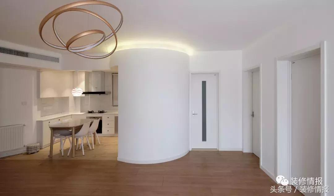 厨房是斜的怎么设计,楼中楼的大厨房大餐厅的设计