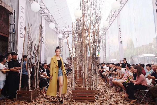 九天集团与阿里巴巴合作正式签约第三届原创设计女装采购节