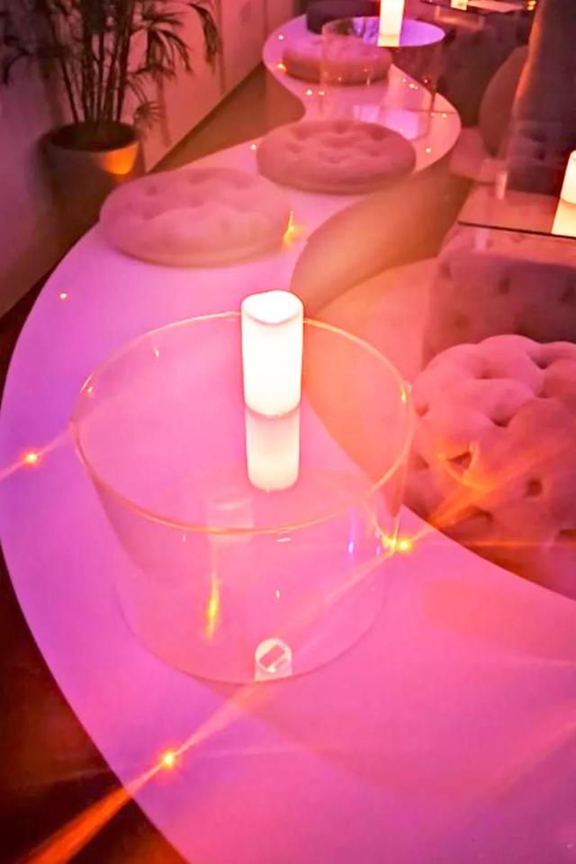 火遍香港尖沙咀、外滩江景环绕……2018魔都新酒吧，潮人新据点！