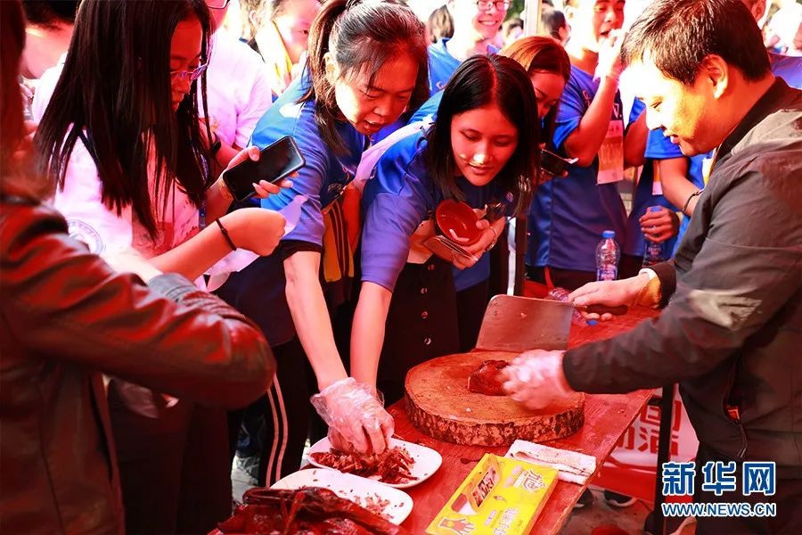 「青·关注」2018乐山半*报马**名启动，这份详细攻略请收下