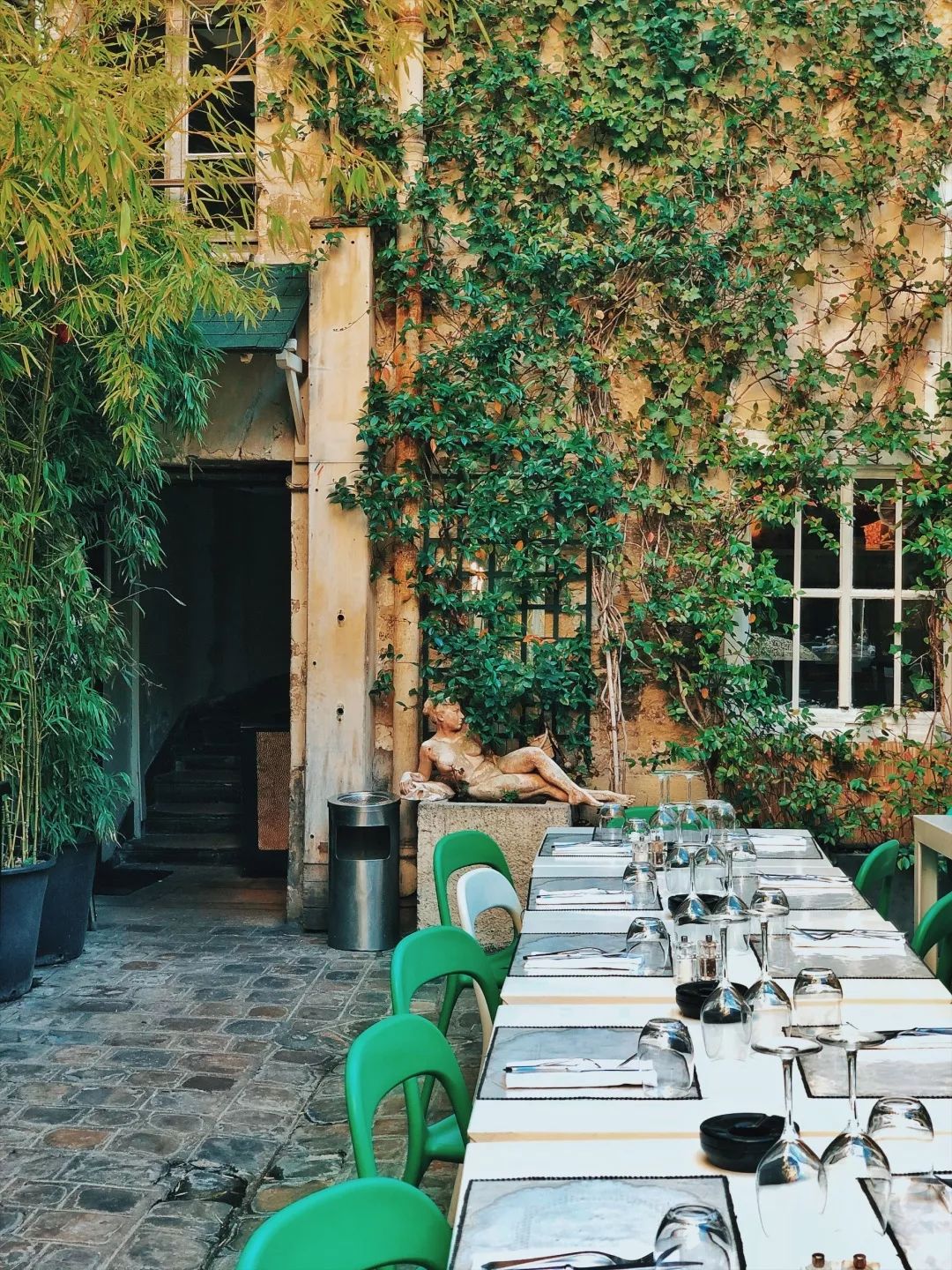 巴黎时装周blackpink高跟鞋,2020秋冬高跟鞋时装周