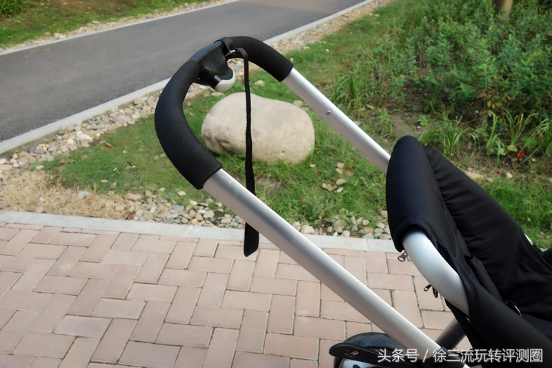 儿童推车放哪里合适,儿童推车买什么款