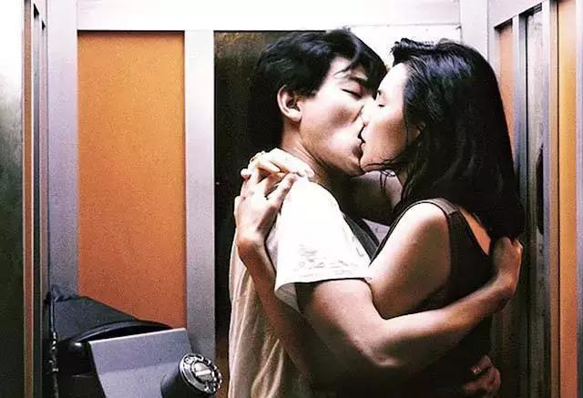 今天我不关心离婚，只想祝你生日快乐