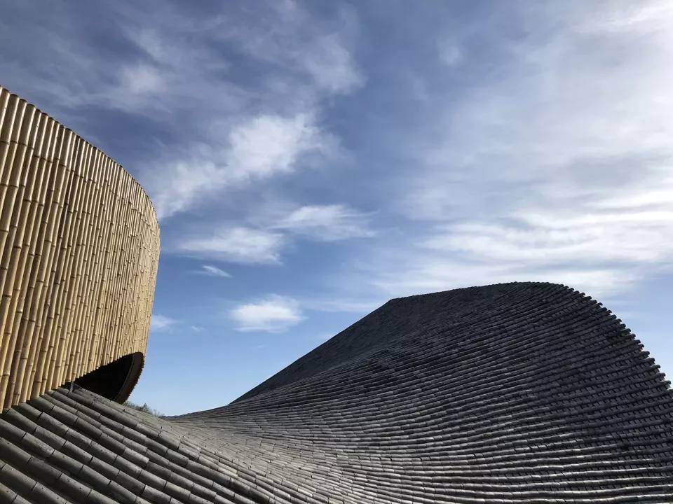 凤凰谷景区山顶风景,凤凰谷山顶艺术馆参观心得感悟