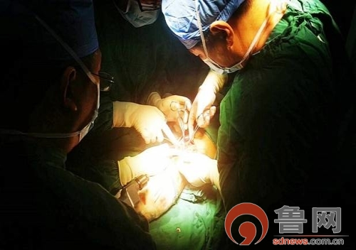 多学科协作成功救治一名危重患者,多科室联合抢救外伤患者