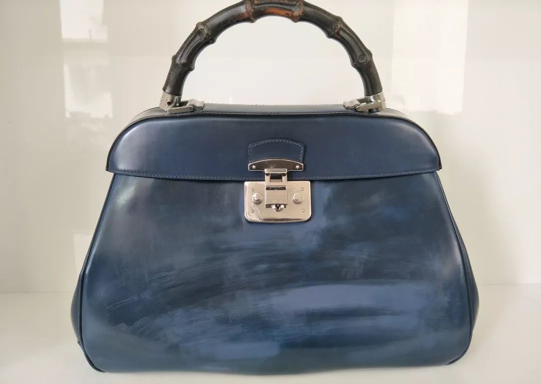 这些网络流传的包包护理方法,分分钟毁了你的大牌包包!