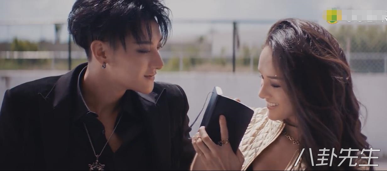 杨烁有多油腻,杨烁新剧油腻镜头