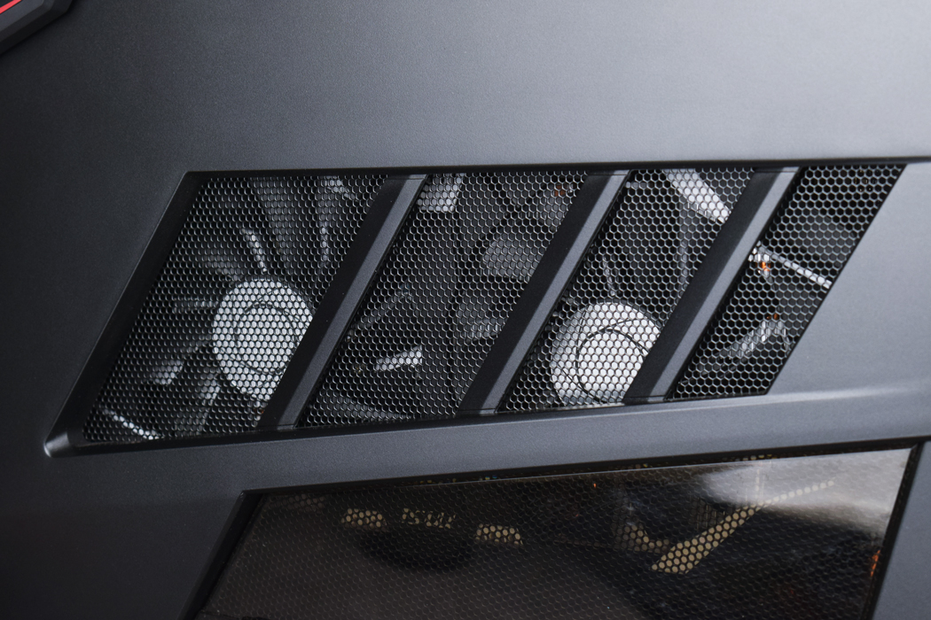 微星宙斯盾aegis3评测,微星宙斯盾aegis3增加内存条