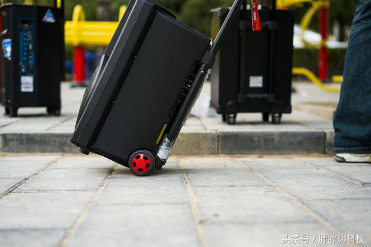 户外广场舞便携式音箱哪个牌子好,高性价比蓝牙广场舞音箱评测