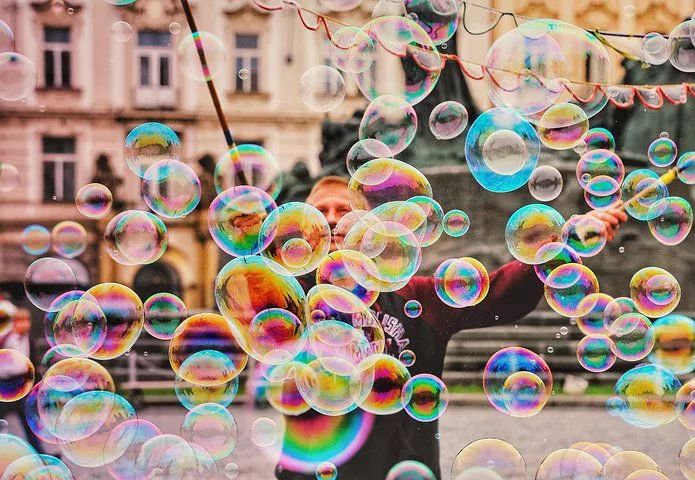 1元买遍网红下午茶,2000杯奶茶免费喝,100购250,更有火遍抖音的泡泡秀,嗨skr国庆!