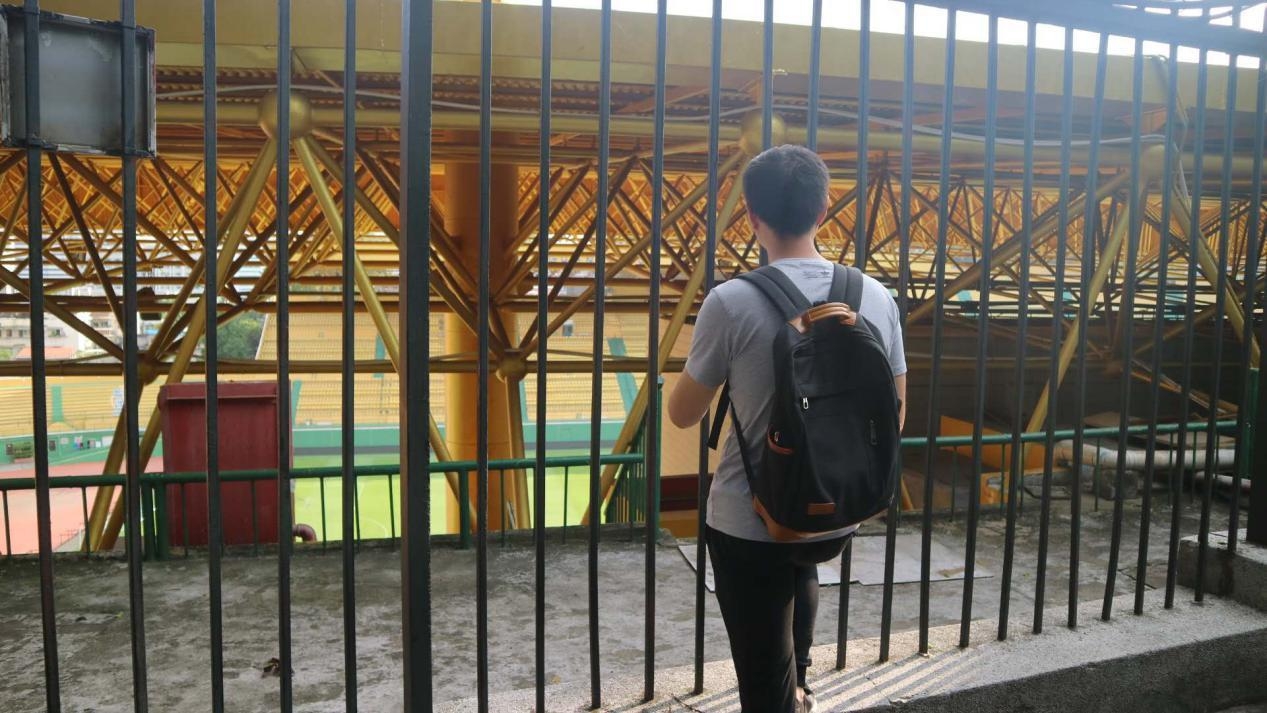 这个68岁的足球场，现在越活越年轻，最近你有去过看比赛吗？