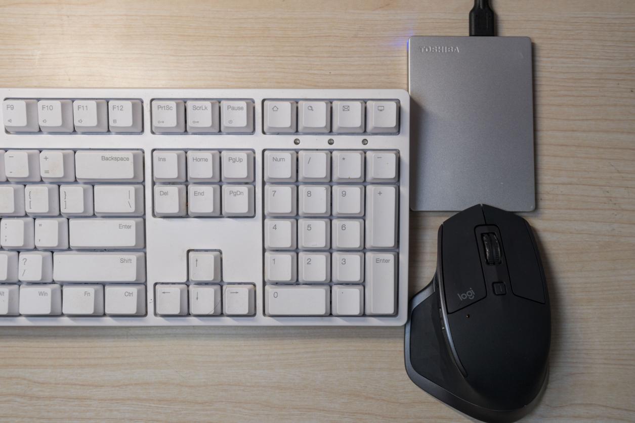 超薄移动硬盘评测,东芝slim移动硬盘质量怎么样