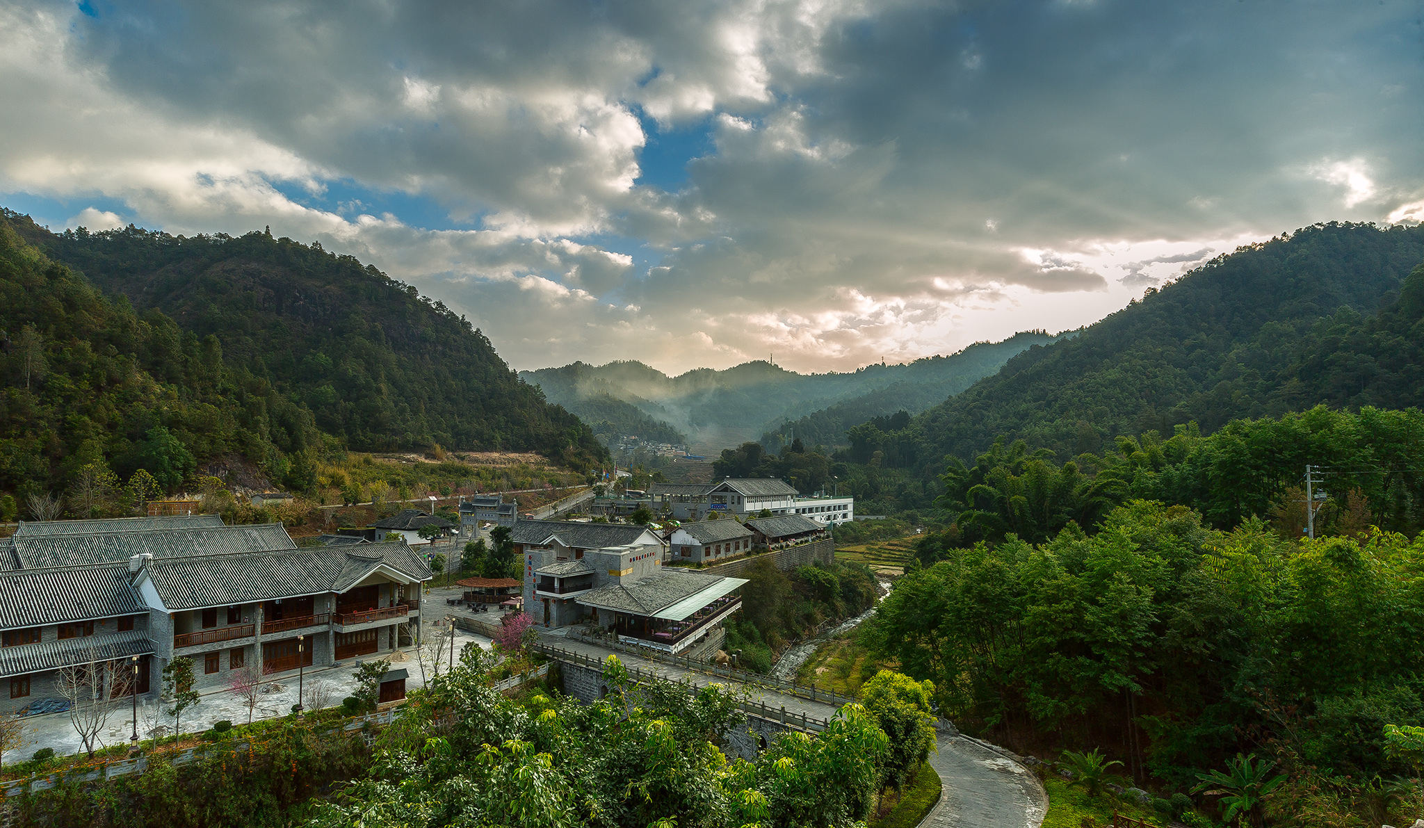 登火山探险,登上火山看世界
