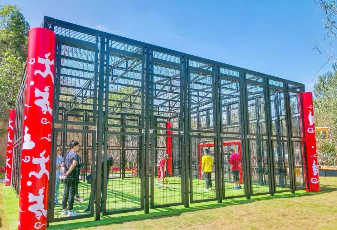 郑州足球小镇2019,郑州足球小镇有真草足球场吗