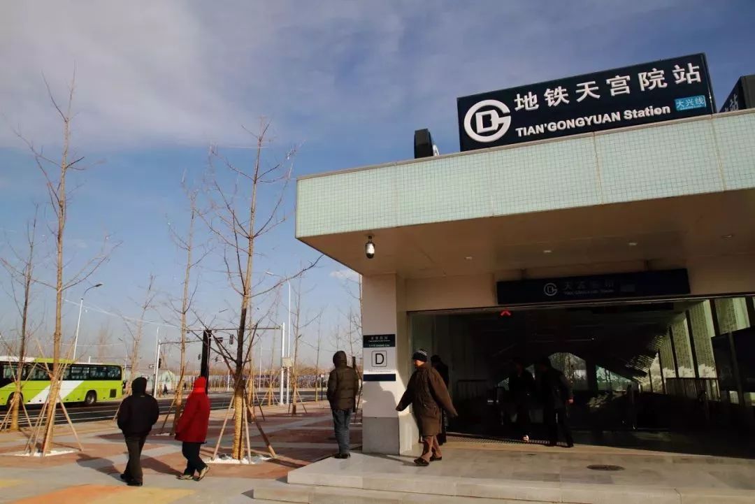 住在北京三环内与五环外的差别,在北京生活还是34线城市生活好