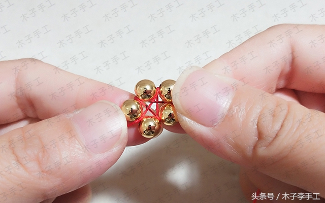 国庆节黄色五角星制作,五角星项链的编法