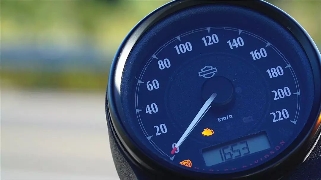 小姐姐为啥大爱硬汉？请看哈雷给出的答案