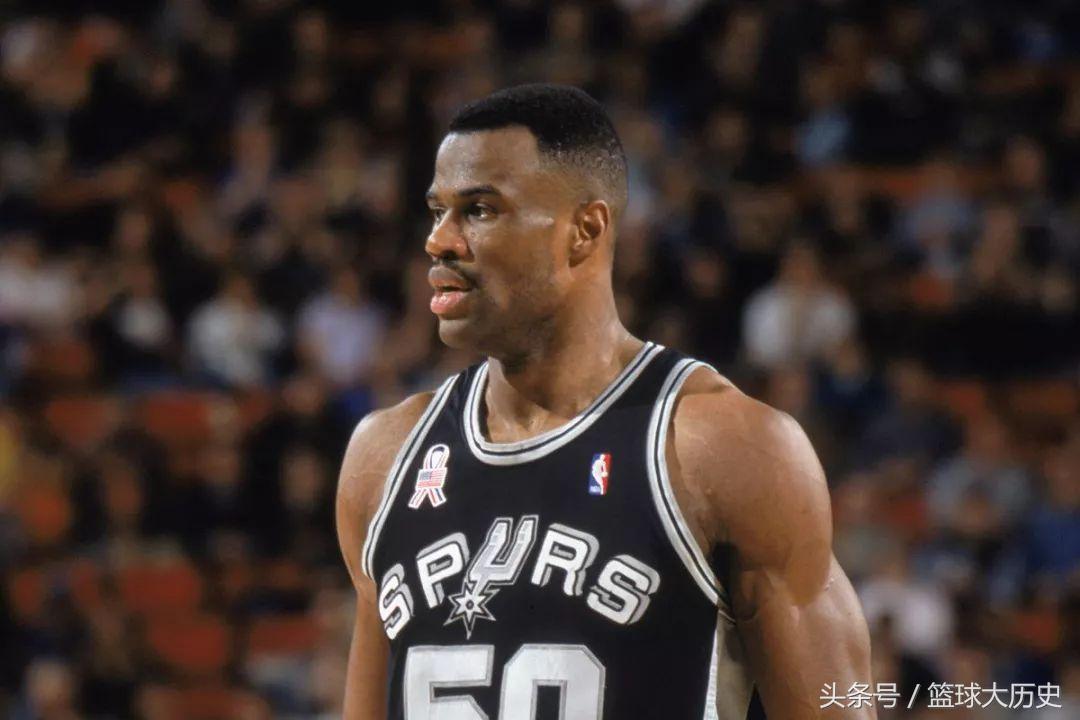 nba历史做到五次抢断五次盖帽,职业生涯场均盖帽最多的球员