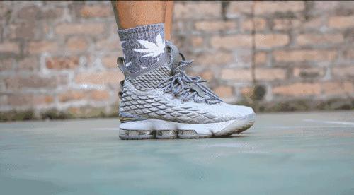 nikelebron16low实战测评,球鞋实拍高清nikelebron15