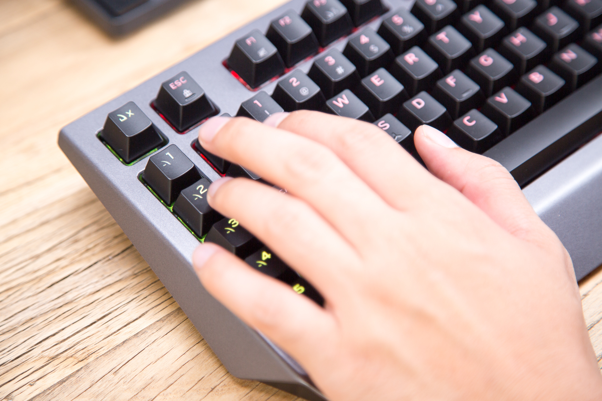 alienware键盘580,alienware19键盘评测