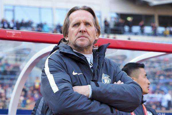 大连高层评价舒斯特尔,舒斯特尔大连对鲁能