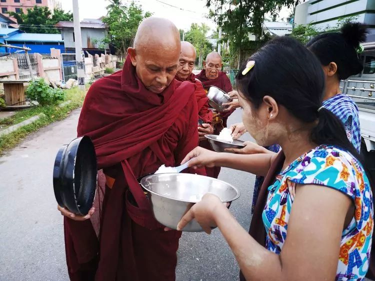 一个人的自由行西藏,一个人的泰国自由行