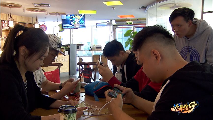 《电竞集结号》第14期国庆探班WESG，妹子天秀闯关