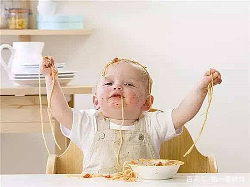 别再逼宝宝改这9个所谓的“坏习惯”了,你家的小天才会被你管坏