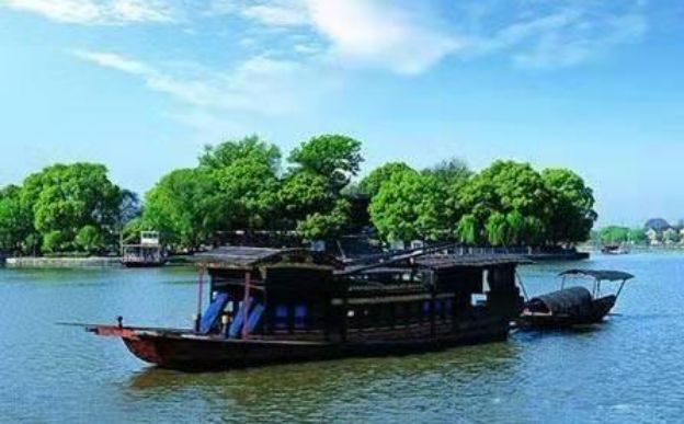 原创诗词—波澜壮阔扬帆起辟地开天旭日升