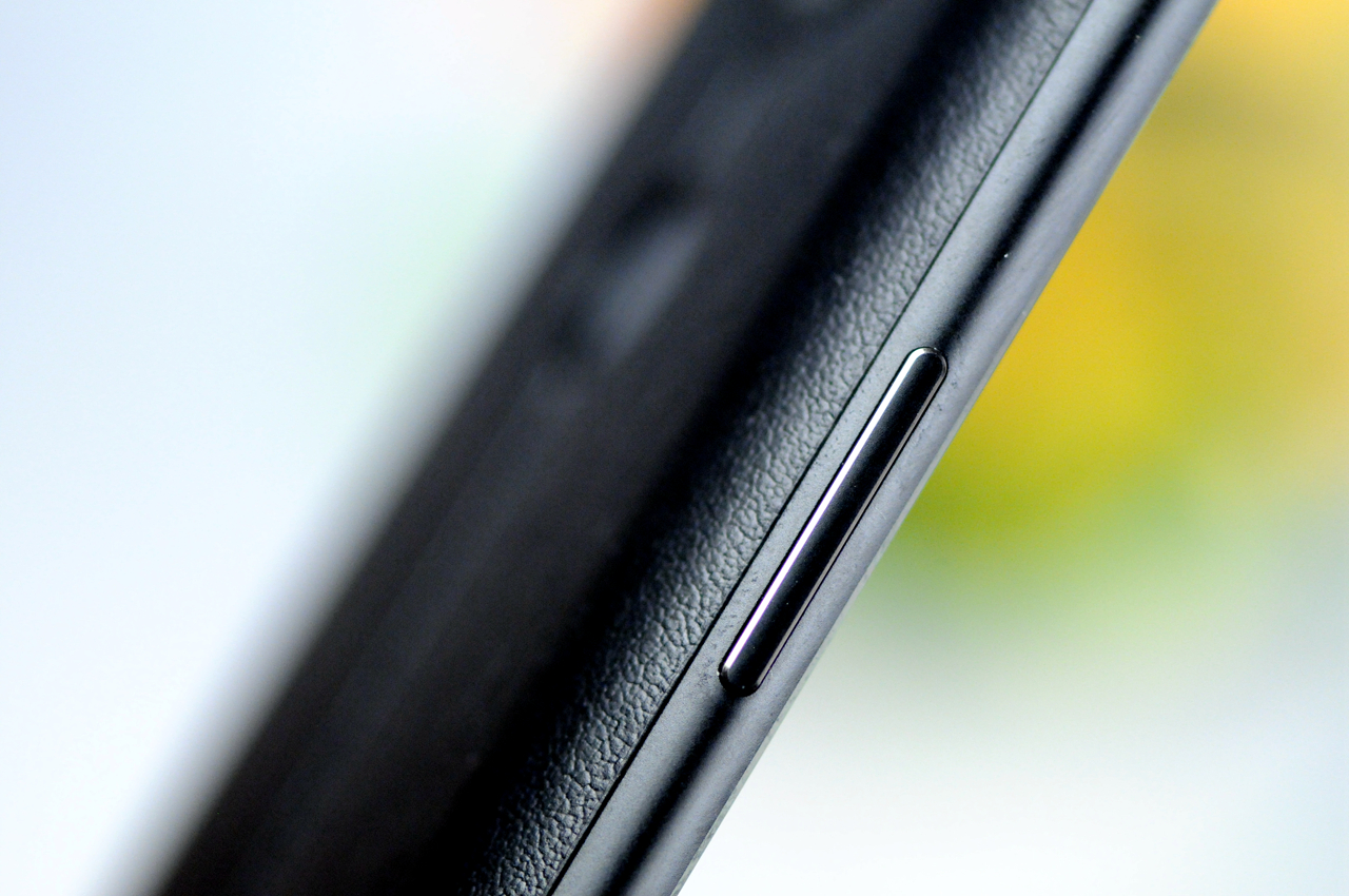 口袋里的关爱：私人医生H1智能手机