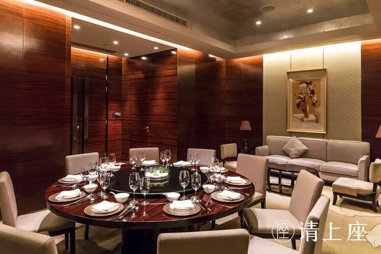 米其林五星级餐厅有多离谱,提前一个月预定的餐厅完整版