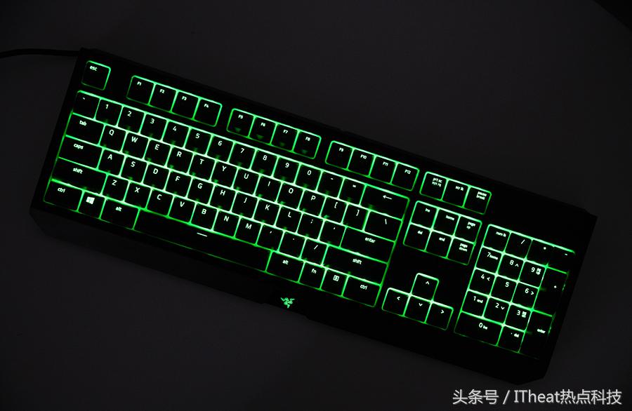 雷蛇入门机械键盘,雷蛇黑寡妇蜘蛛v3绿轴键盘测评