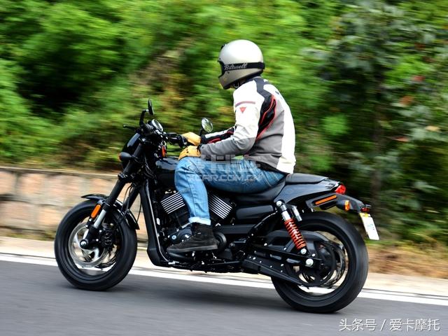 这不是你认识的哈雷试STREETROD750