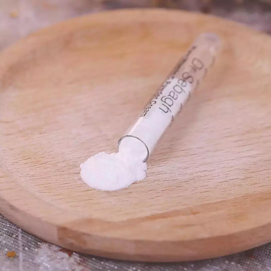 战痘的四个小方法,战痘女孩的秘笈