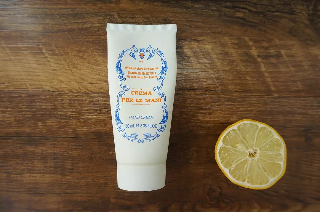 小众淡香护手霜,Maincolors小众香氛护手霜