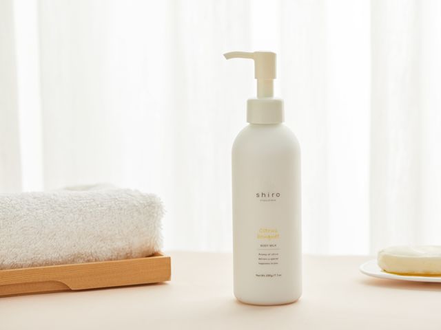 滋润好闻不粘腻的身体乳,持久留清淡香味的身体乳