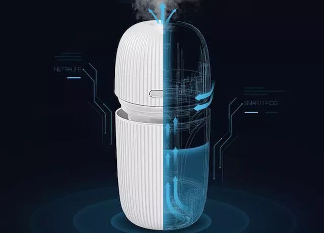 放在水杯里面的便携加湿器,可充电方便携带的加湿器