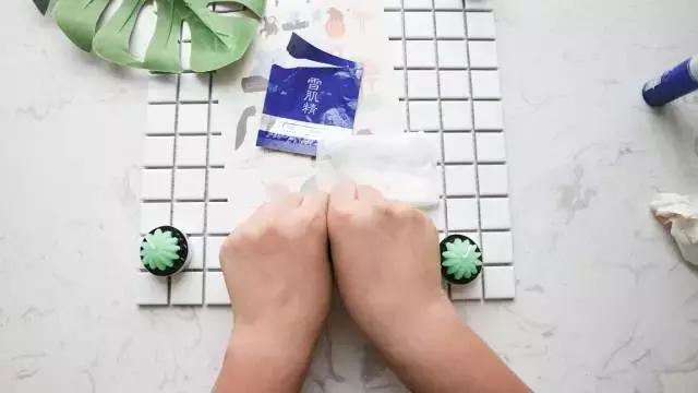 雪肌精护肤有依赖么,雪肌精酒精味很重对皮肤好吗