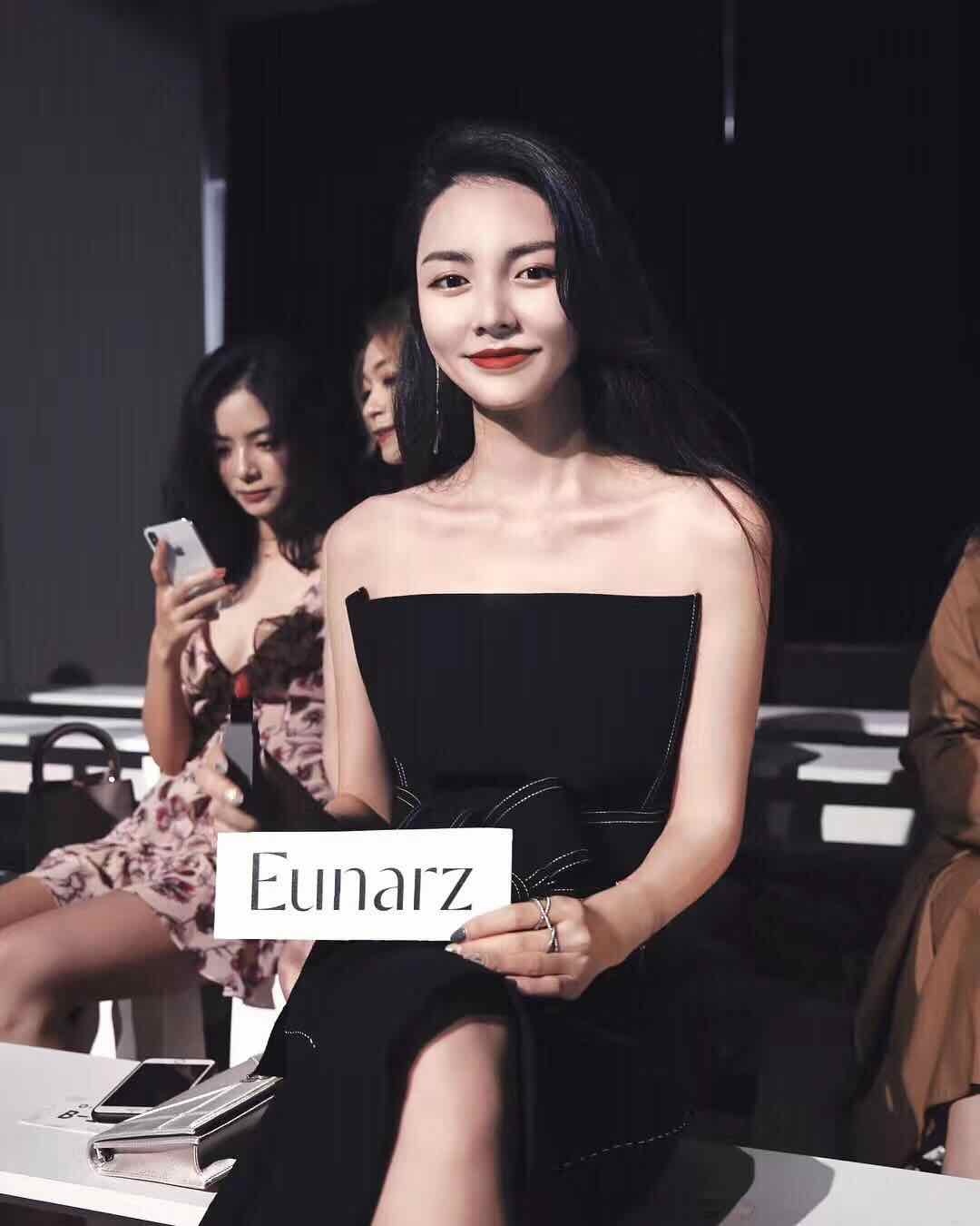 海胆红人041｜穿梭秀场名字就有矿专注创业神颜神能力