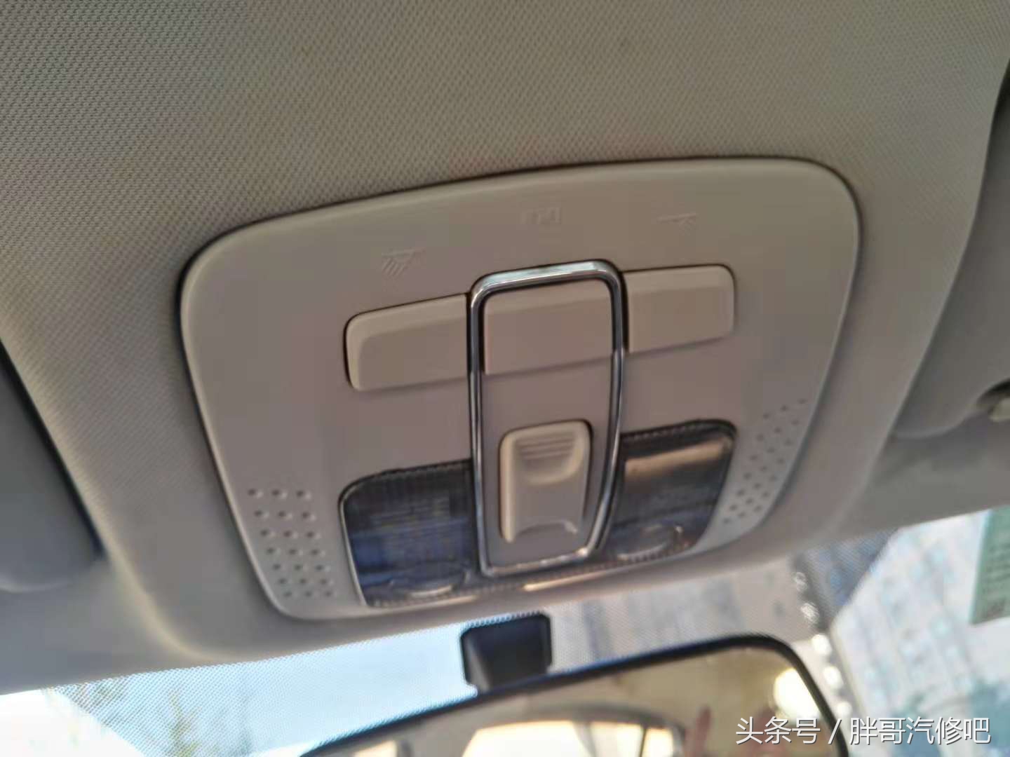 胖哥提车国产车,胖哥收车2万元