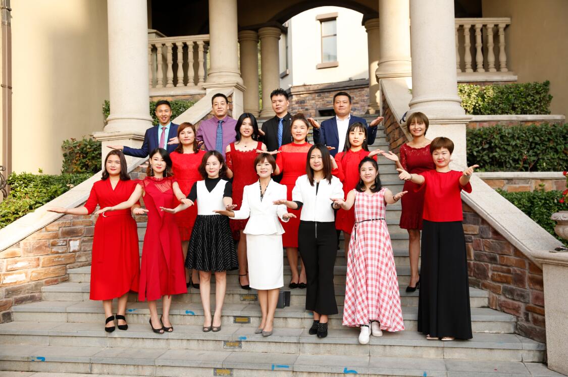 依维意yaboo联合创始人签约仪式—专注女性生殖健康25年