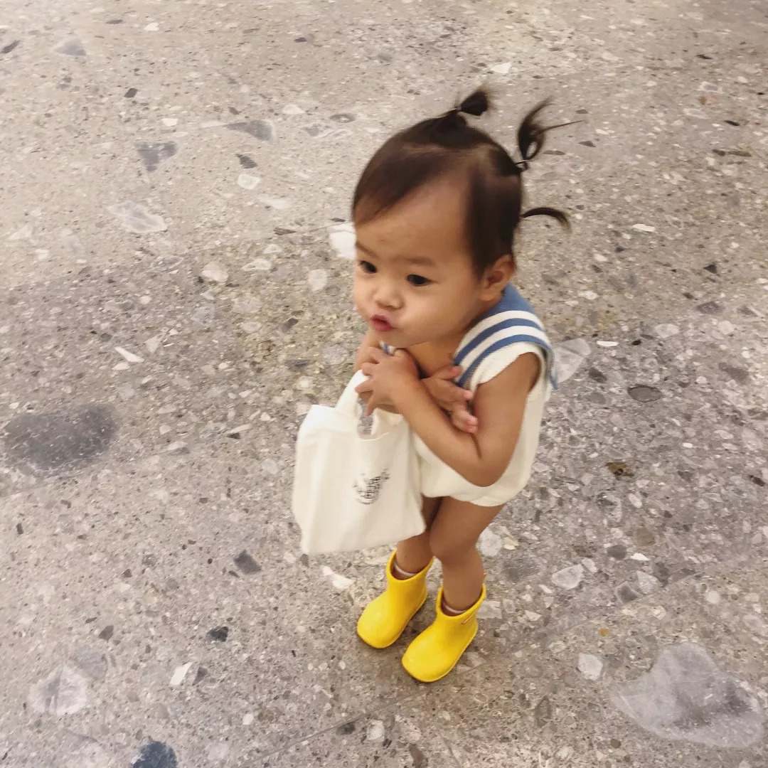 你“嗤之以鼻”的雨靴，其实是潮娃们最想要的礼物