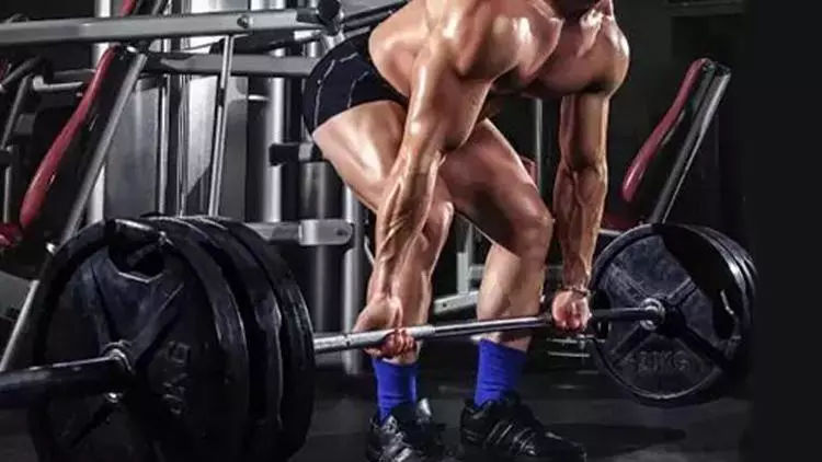 硬拉腰部受伤后恢复训练,硬拉腰受伤多久能恢复锻炼